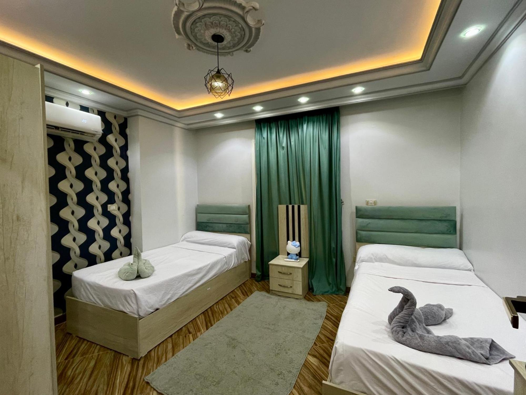 3bedroom Nilefront Luxapartment Cairo
